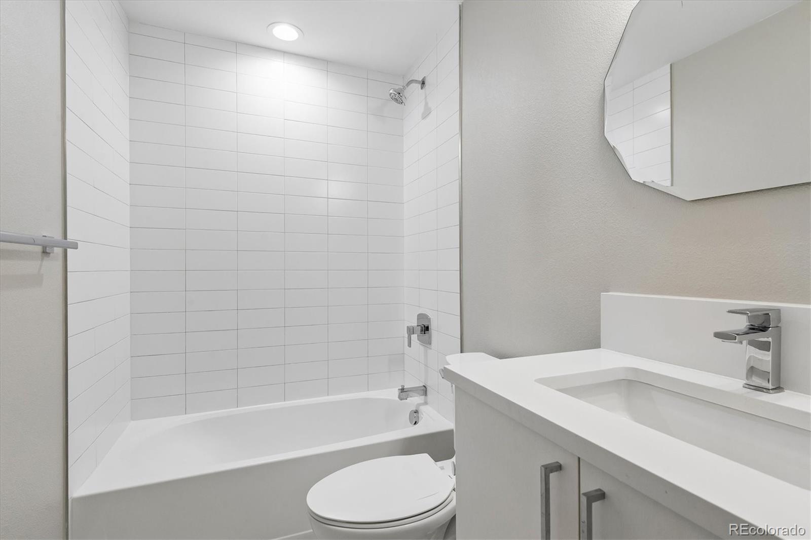 MLS Image #9 for 3245 w 17th avenue,denver, Colorado