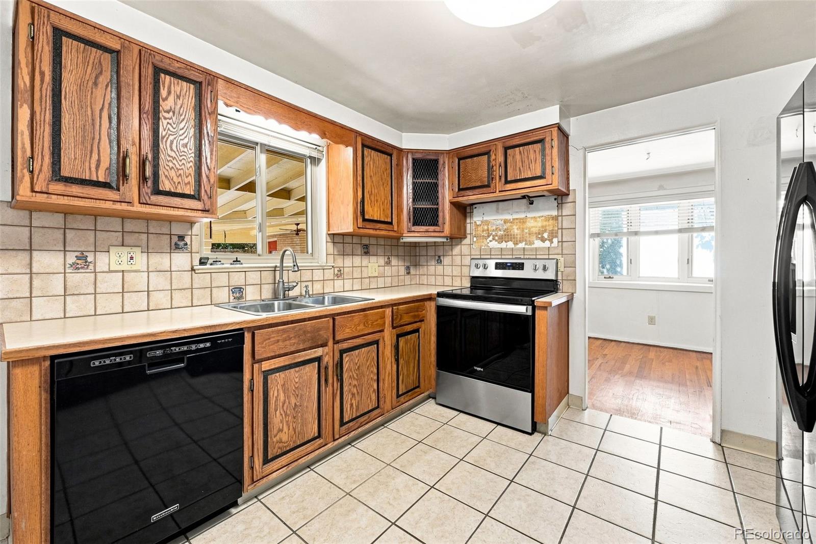 MLS Image #8 for 7630 w 24th avenue,lakewood, Colorado