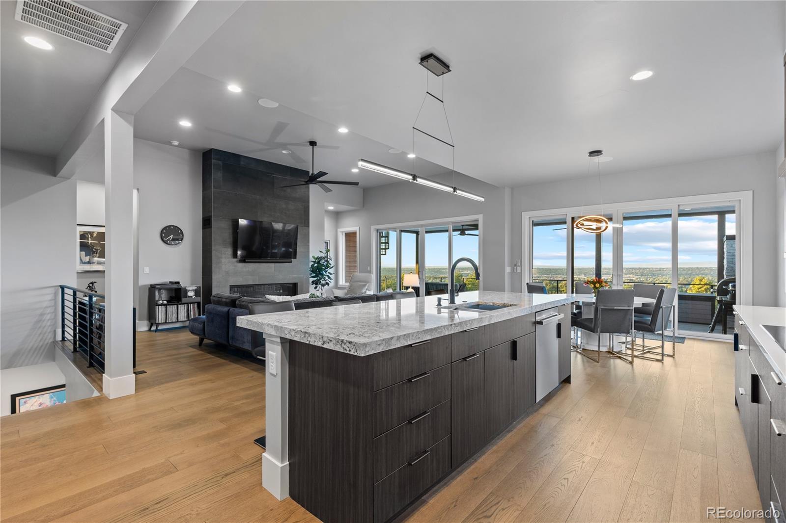 MLS Image #11 for 8298 w 66th drive,arvada, Colorado