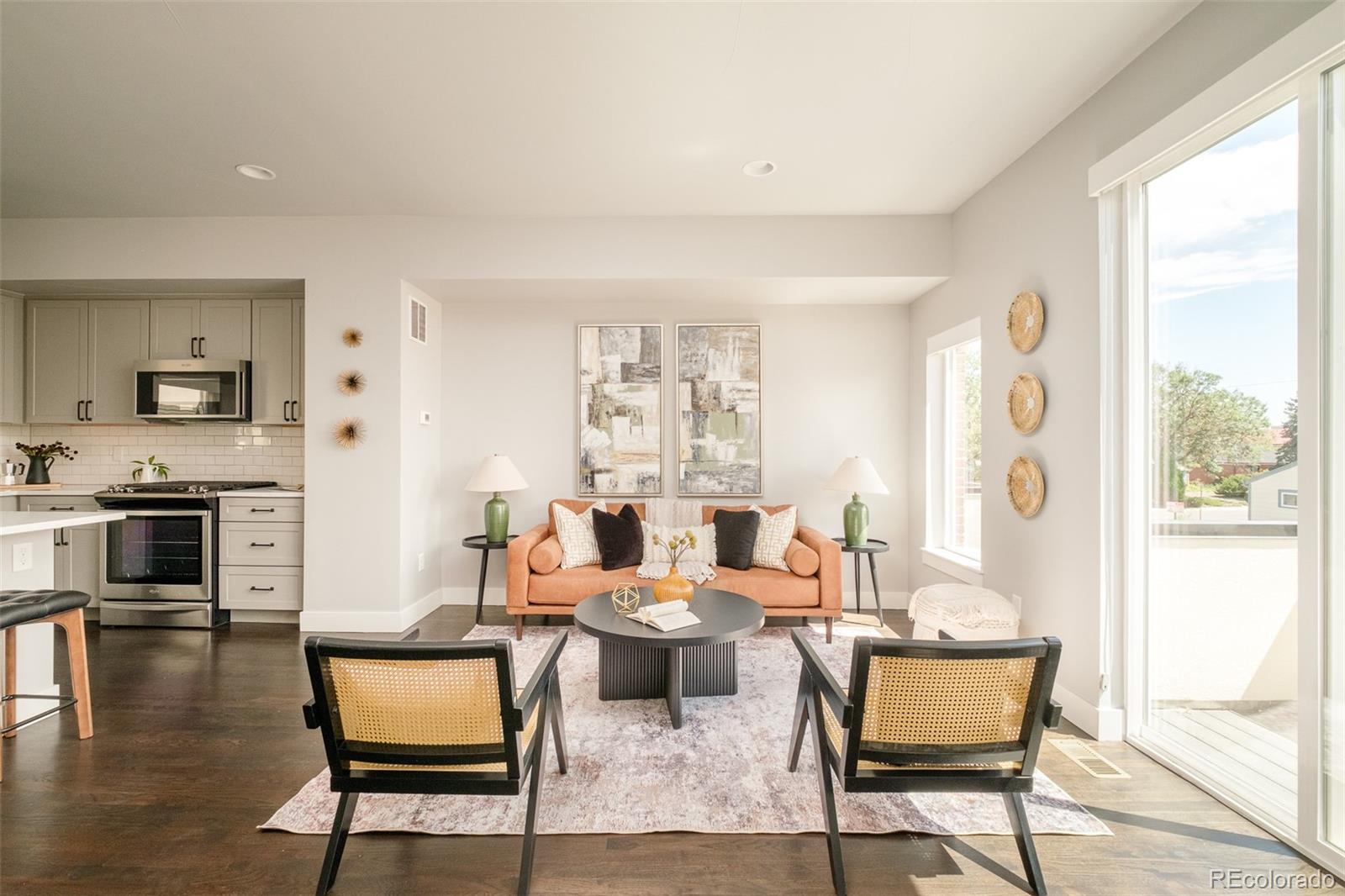 MLS Image #14 for 7035 e 38th avenue 2,denver, Colorado