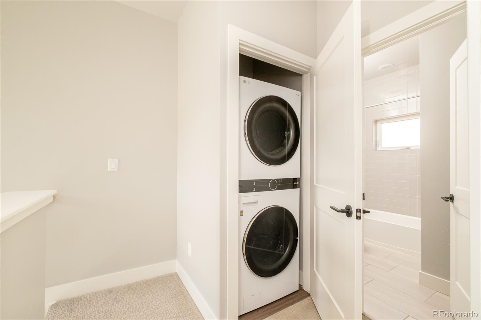 MLS Image #30 for 7035 e 38th avenue 2,denver, Colorado