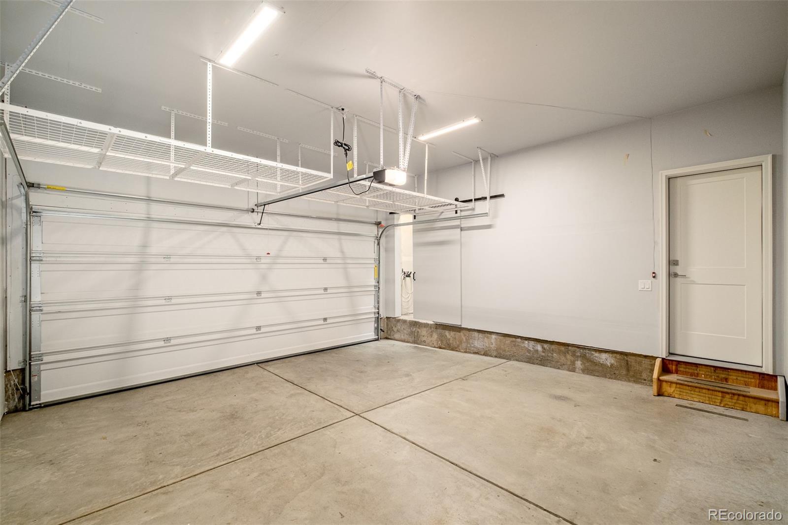 MLS Image #34 for 7035 e 38th avenue 2,denver, Colorado