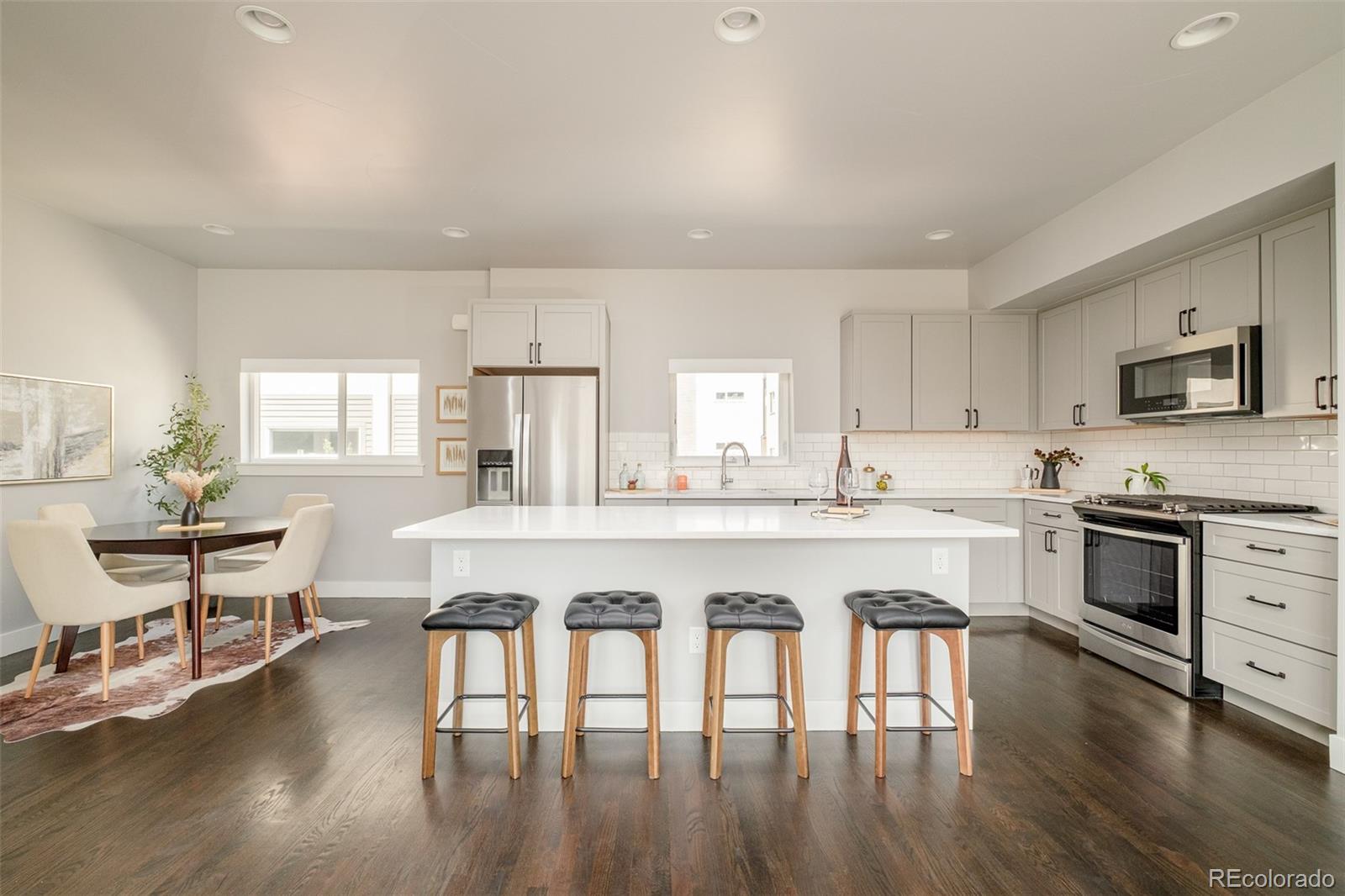 MLS Image #8 for 7035 e 38th avenue 2,denver, Colorado
