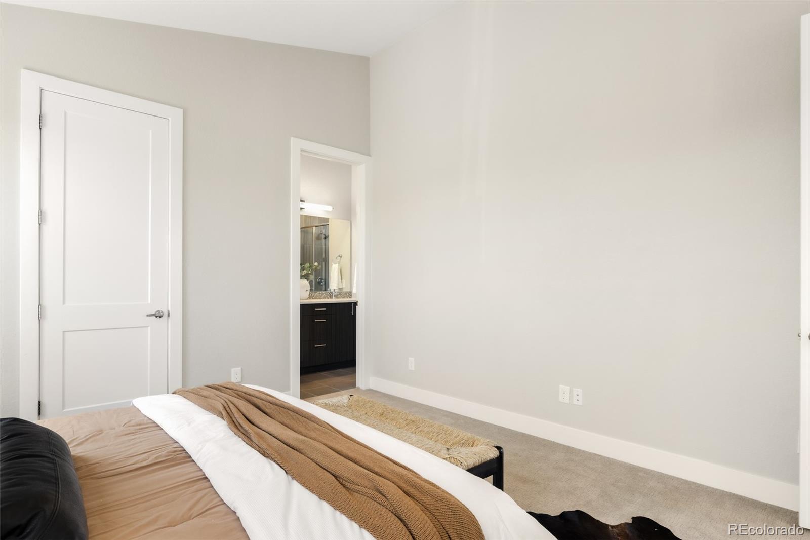 MLS Image #29 for 3735  kalamath street 2,denver, Colorado