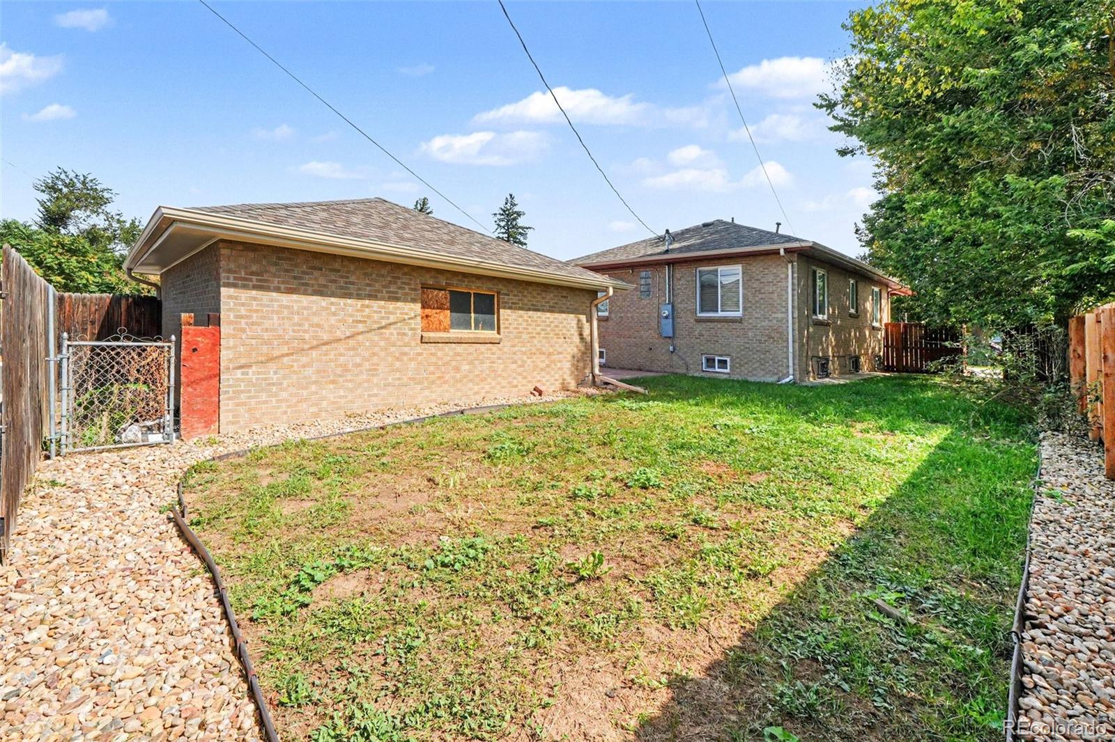 MLS Image #17 for 2395  pontiac street,denver, Colorado