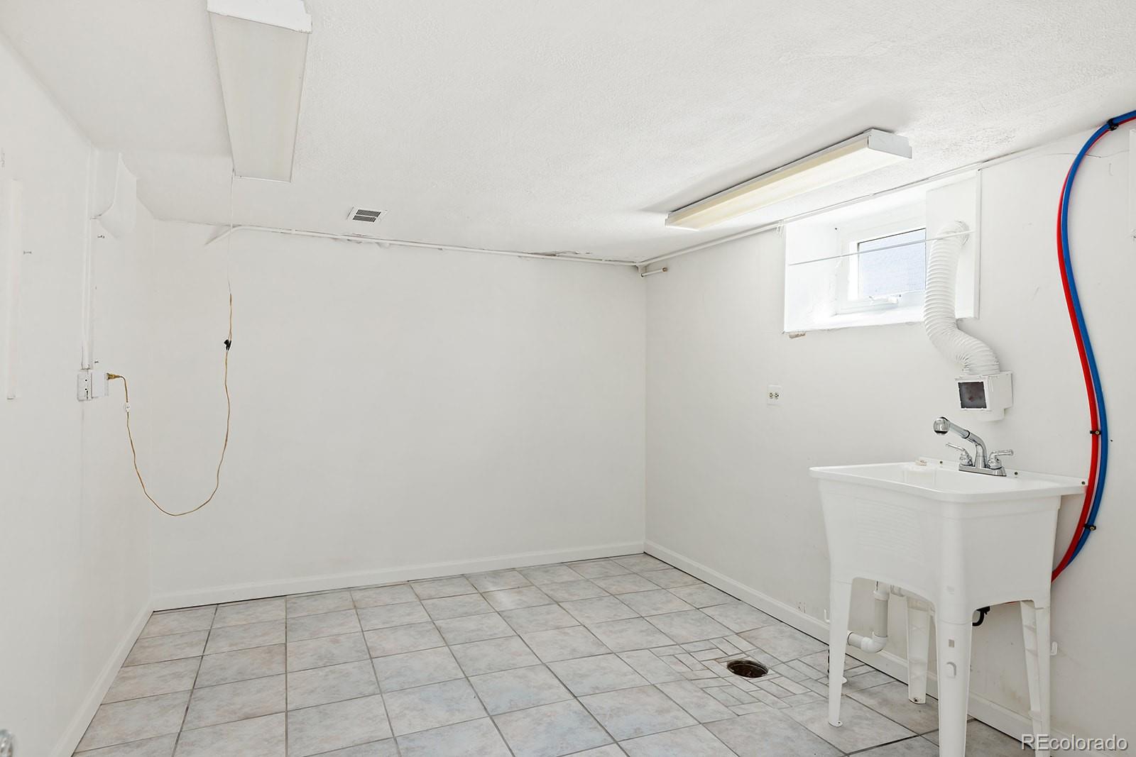 MLS Image #36 for 345  dahlia street,denver, Colorado