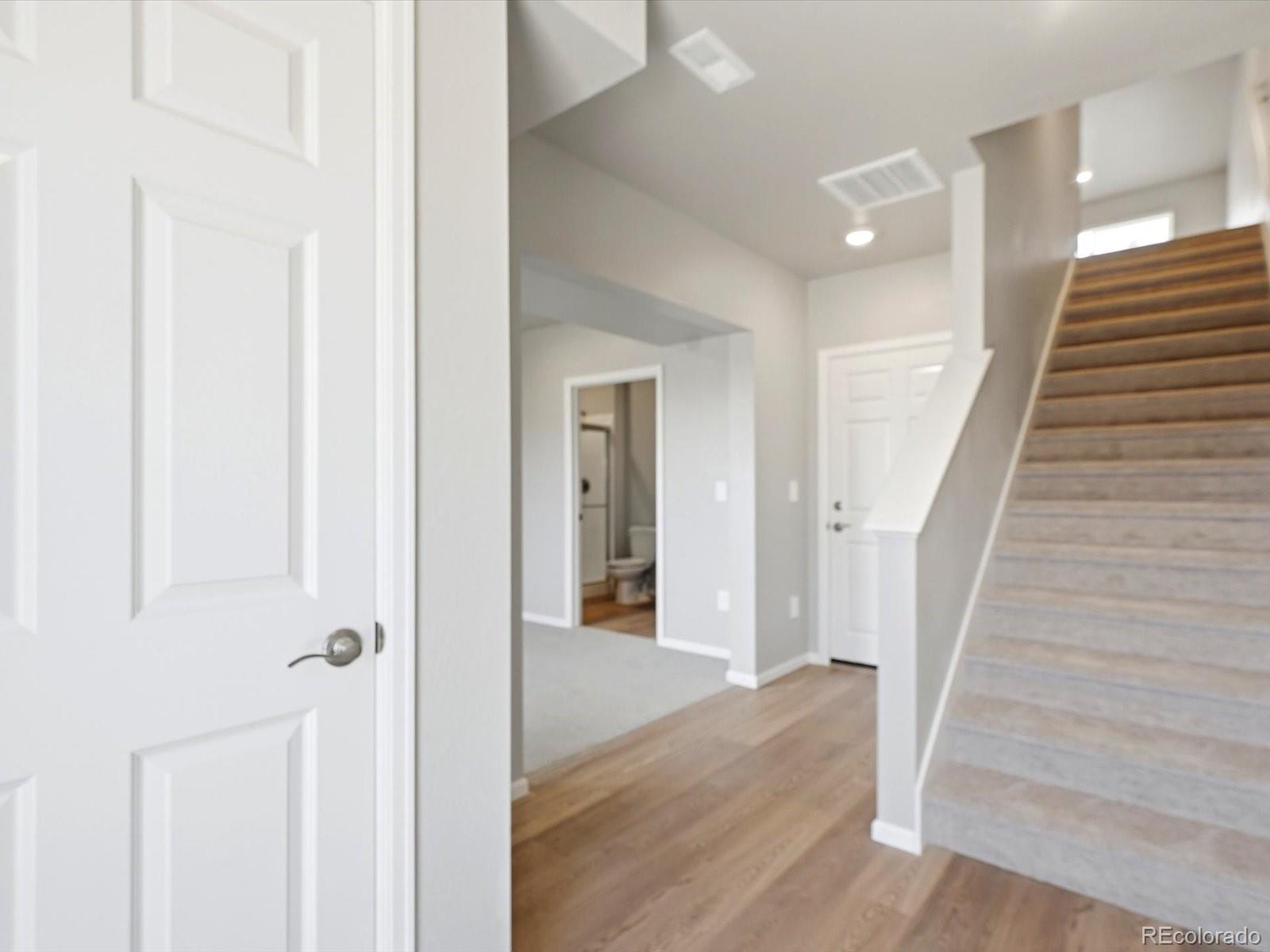 MLS Image #3 for 4722  cloudburst lane,morrison, Colorado