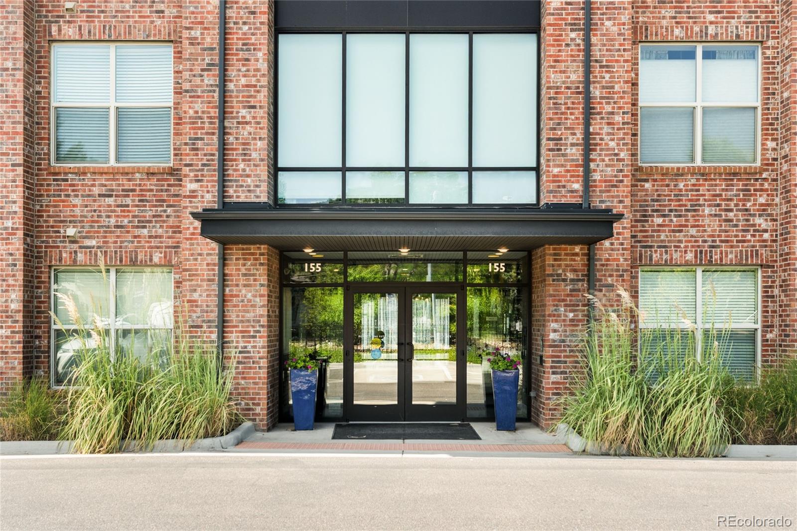 MLS Image #1 for 155 s monaco street parkway 208,denver, Colorado