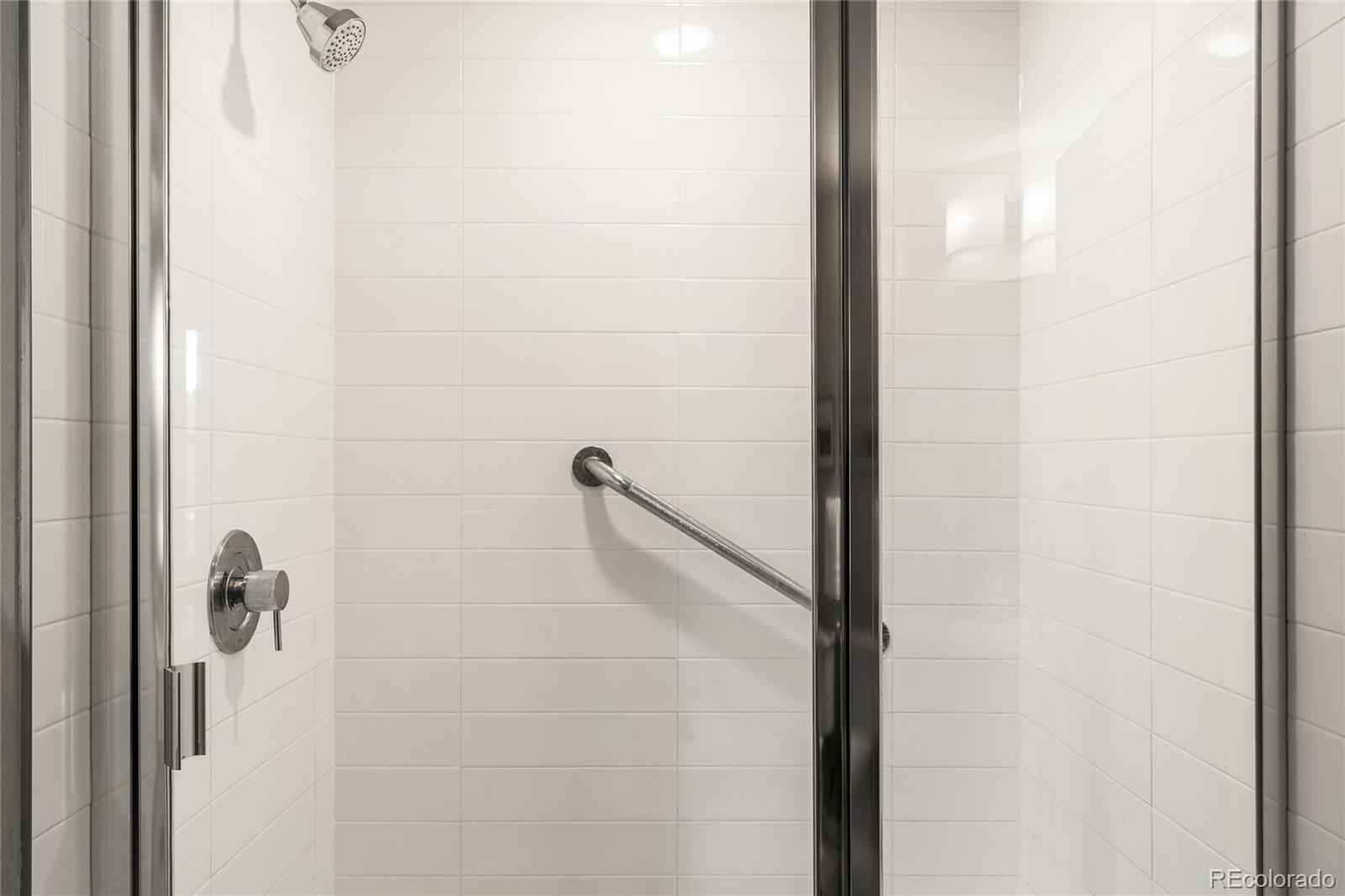MLS Image #20 for 155 s monaco street parkway 208,denver, Colorado