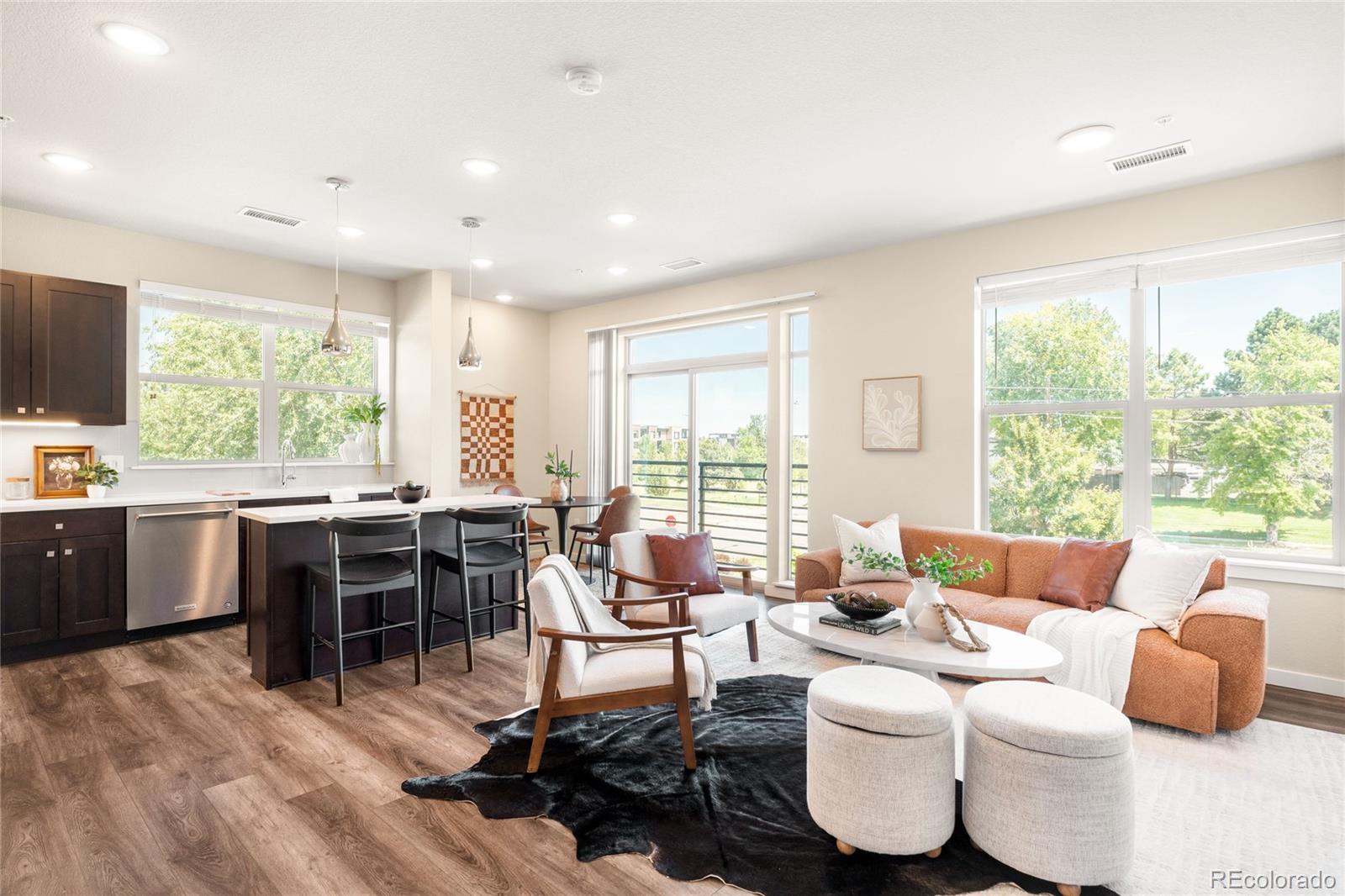 MLS Image #3 for 155 s monaco street parkway 208,denver, Colorado