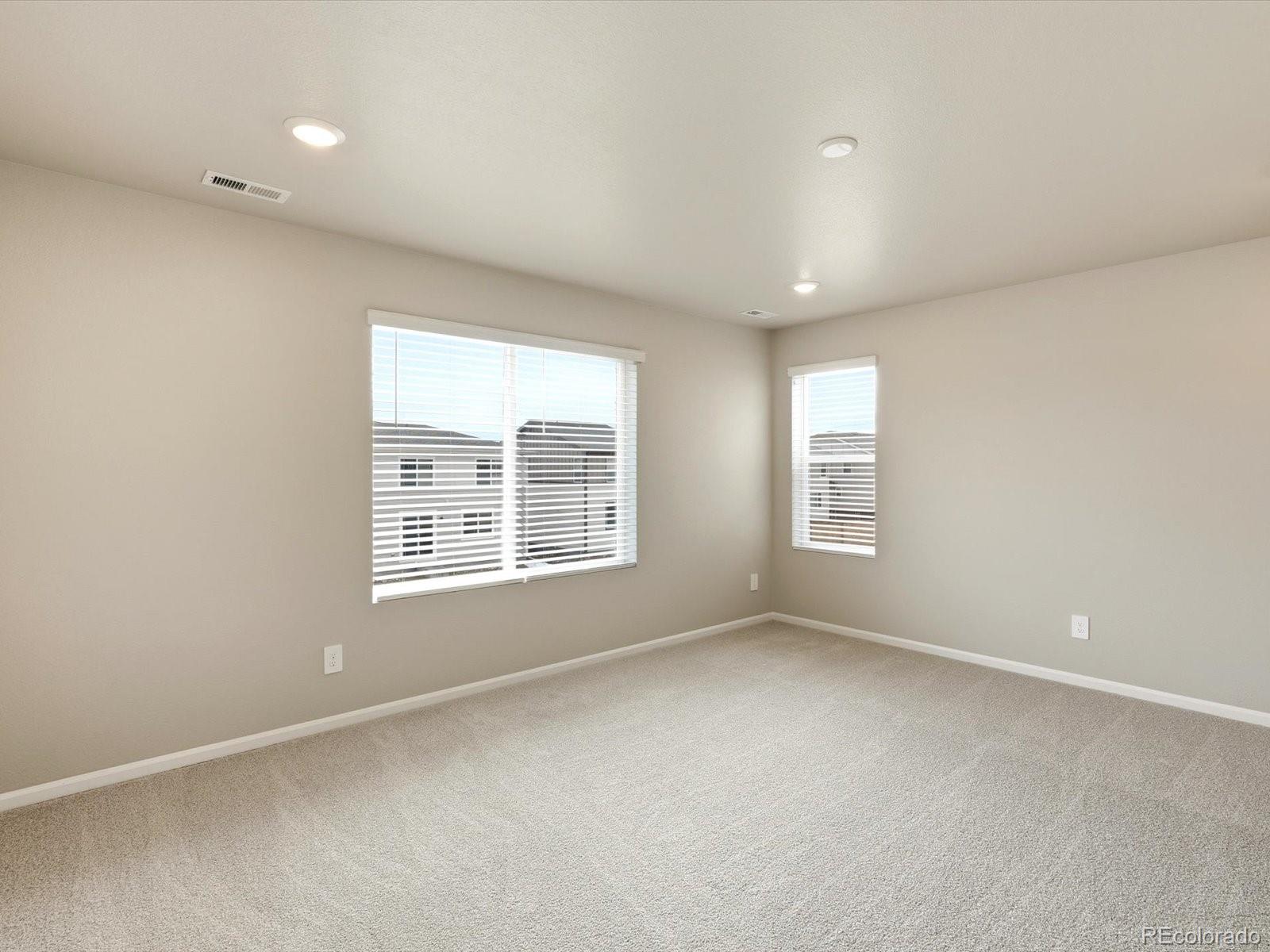 MLS Image #15 for 1679  yampa river drive,windsor, Colorado