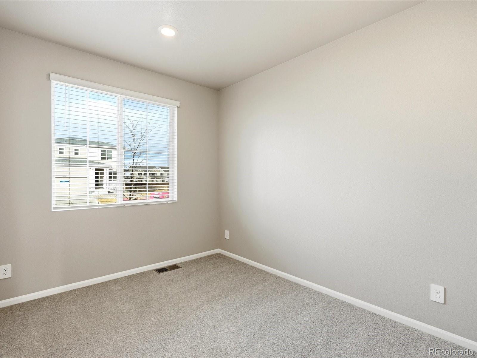 MLS Image #2 for 1679  yampa river drive,windsor, Colorado