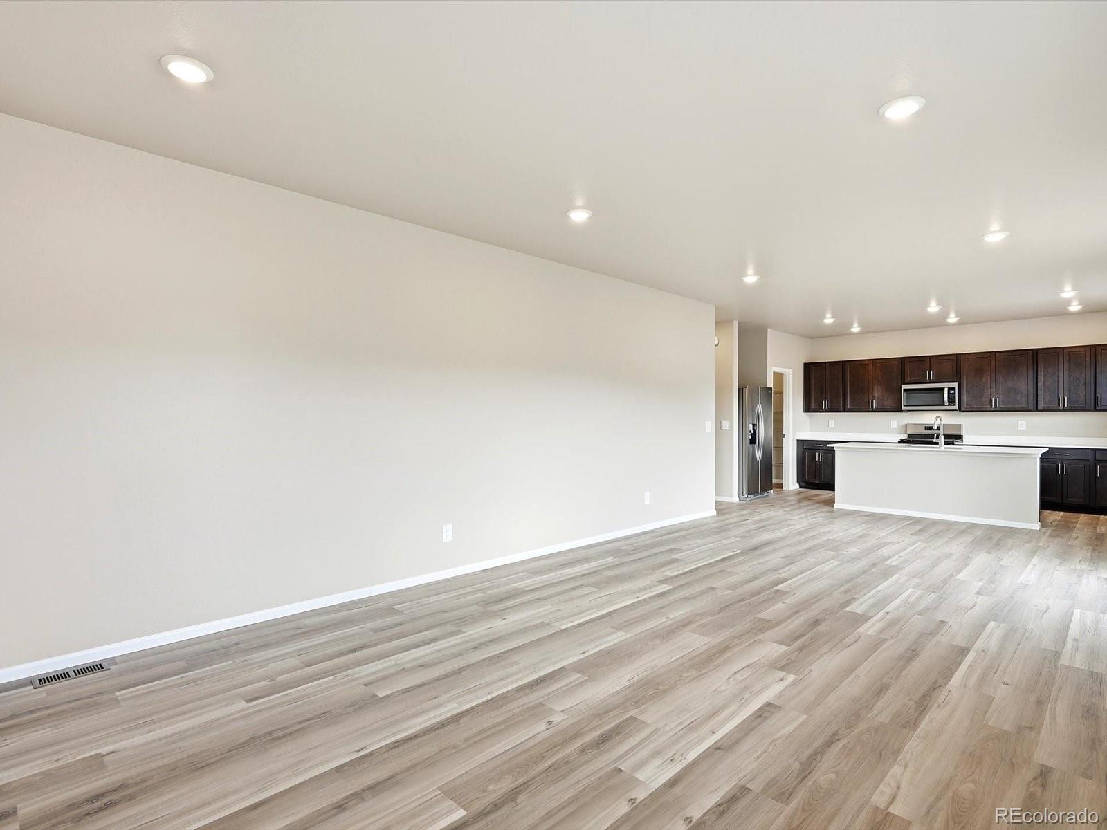 MLS Image #6 for 1679  yampa river drive,windsor, Colorado