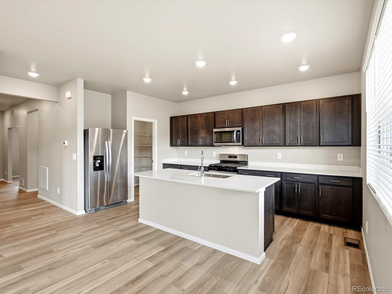 MLS Image #8 for 1679  yampa river drive,windsor, Colorado