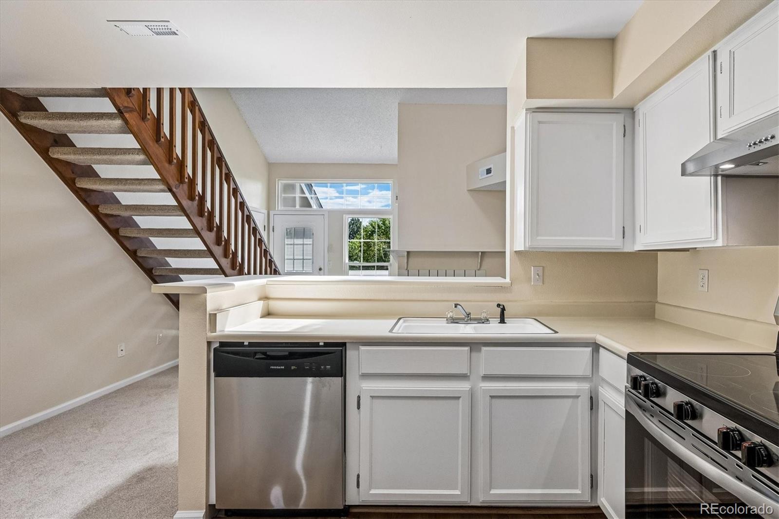MLS Image #7 for 4044 s carson street,aurora, Colorado
