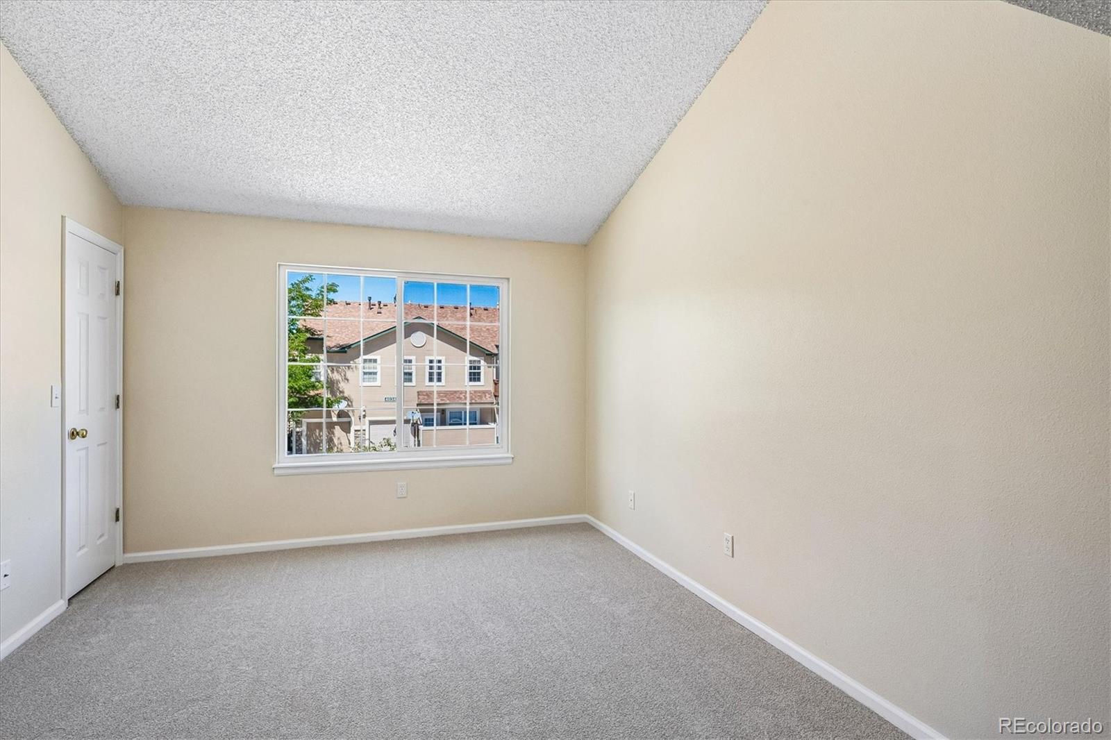MLS Image #9 for 4044 s carson street,aurora, Colorado