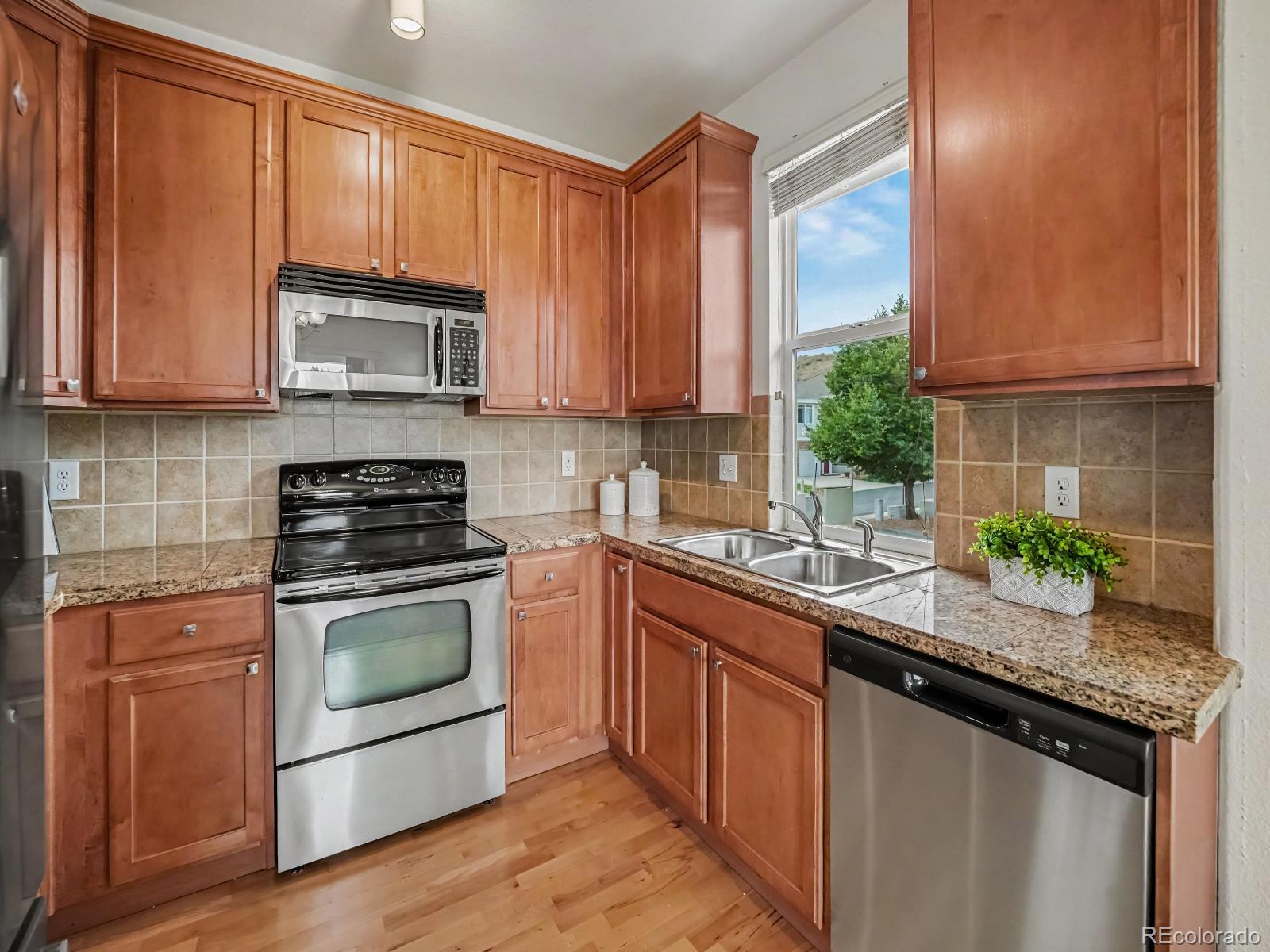 MLS Image #14 for 10129 w 55th drive,arvada, Colorado