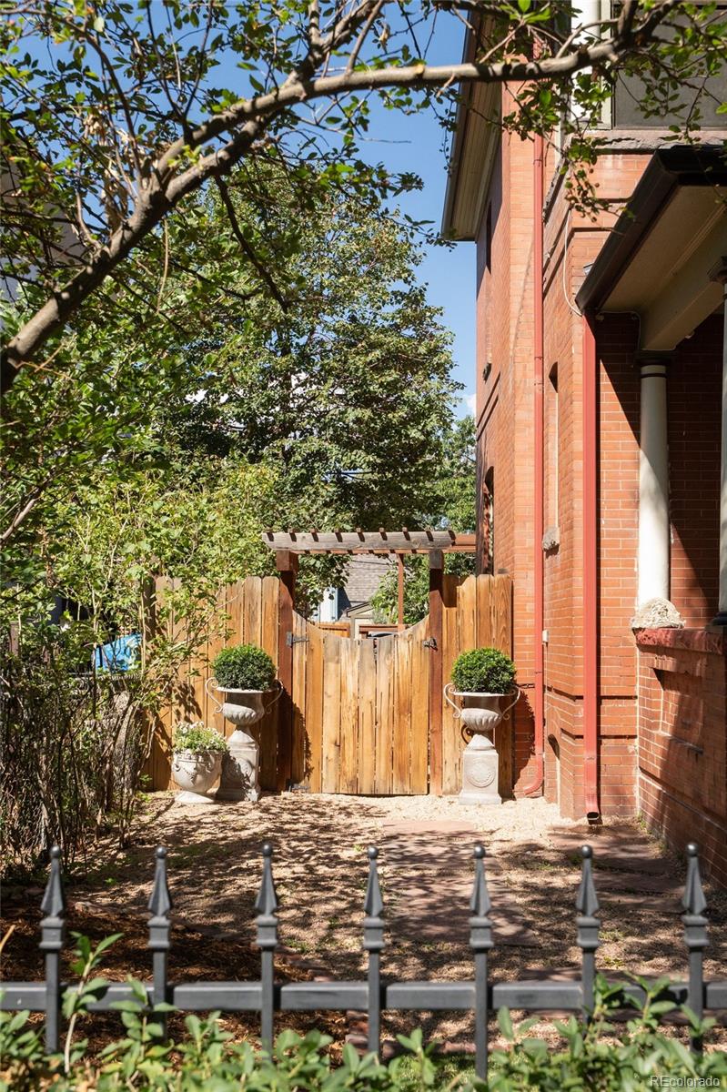 MLS Image #47 for 2235 n emerson street,denver, Colorado