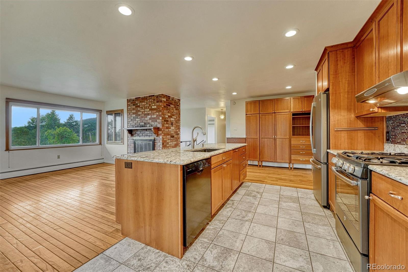 MLS Image #18 for 325  altura way,colorado springs, Colorado