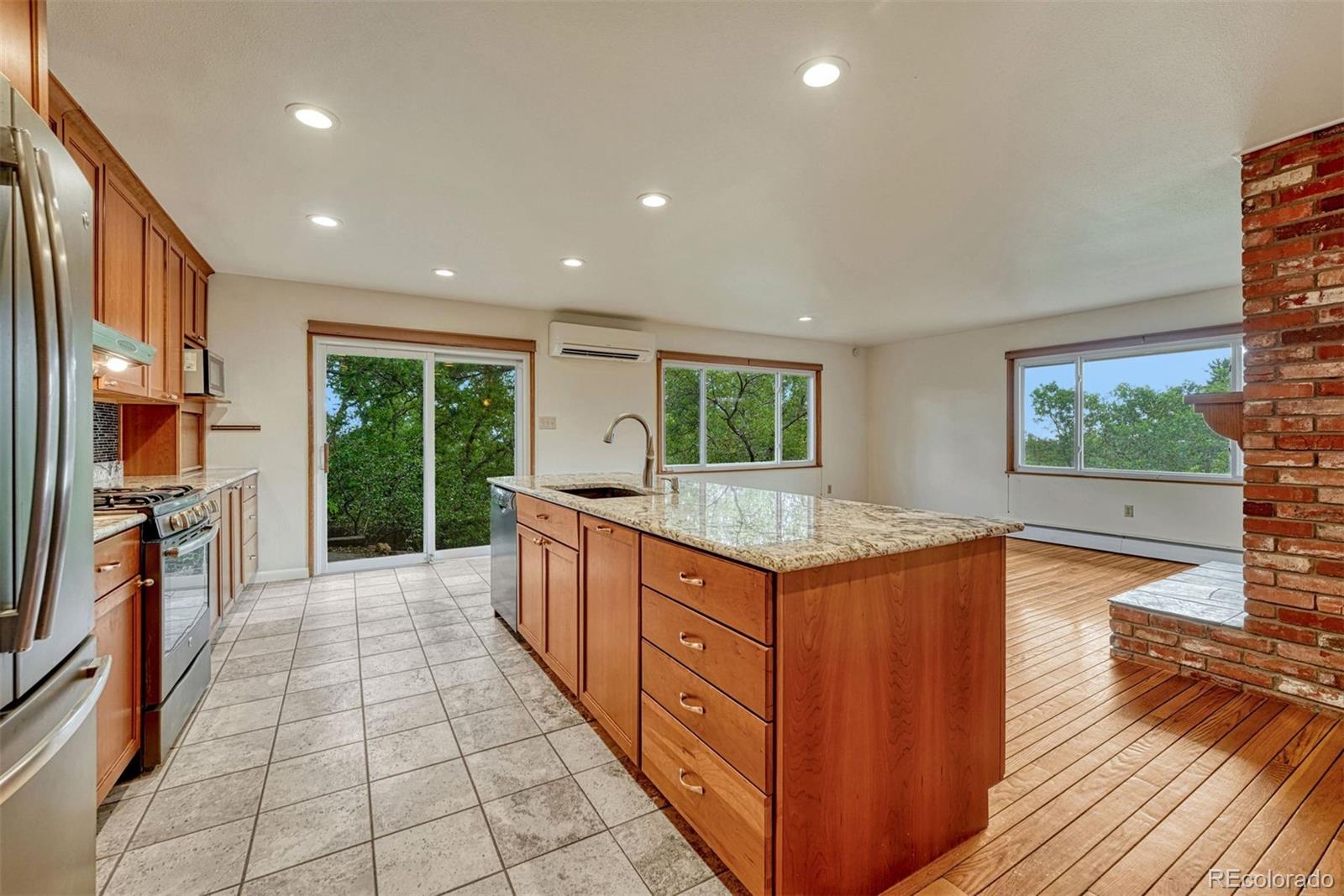 MLS Image #19 for 325  altura way,colorado springs, Colorado