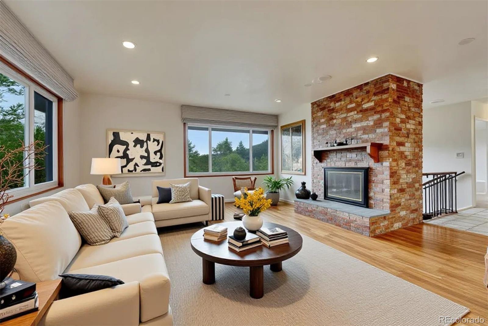 MLS Image #3 for 325  altura way,colorado springs, Colorado