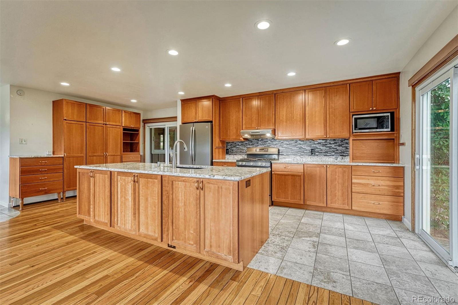 MLS Image #4 for 325  altura way,colorado springs, Colorado