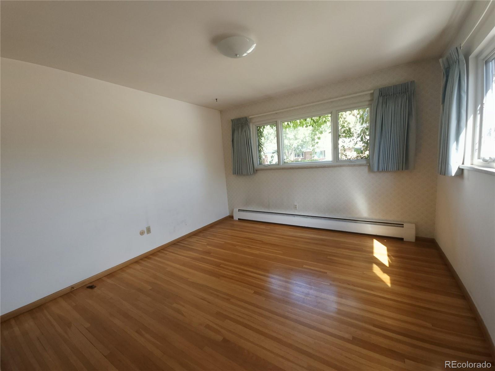 MLS Image #10 for 2715 s ames way,denver, Colorado