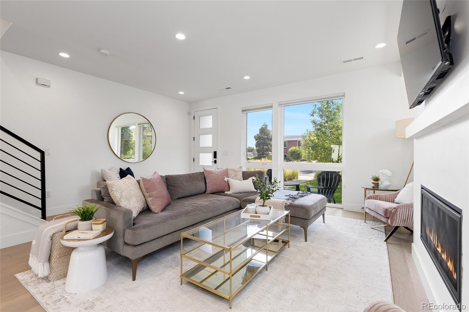 MLS Image #4 for 3619 s elati street,englewood, Colorado
