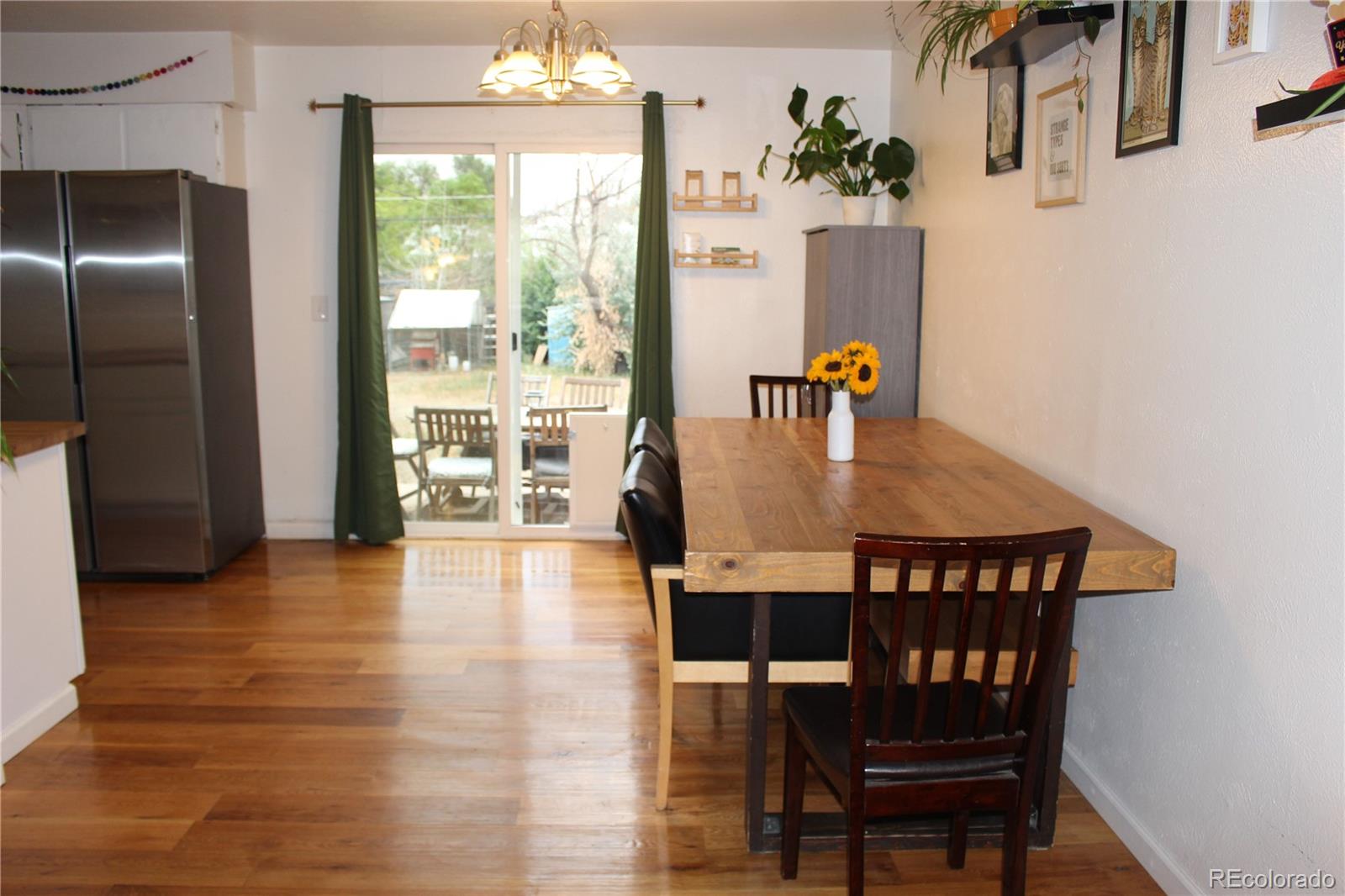 MLS Image #11 for 850 s kearney street,denver, Colorado