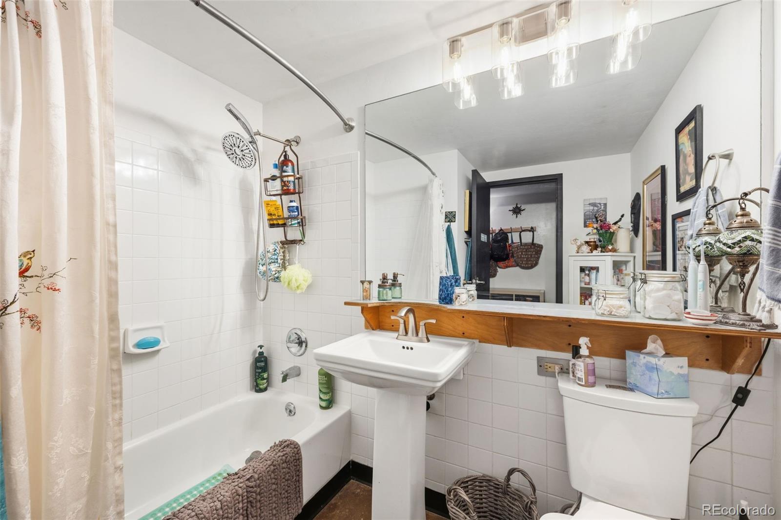 MLS Image #12 for 1300 n pennsylvania street,denver, Colorado