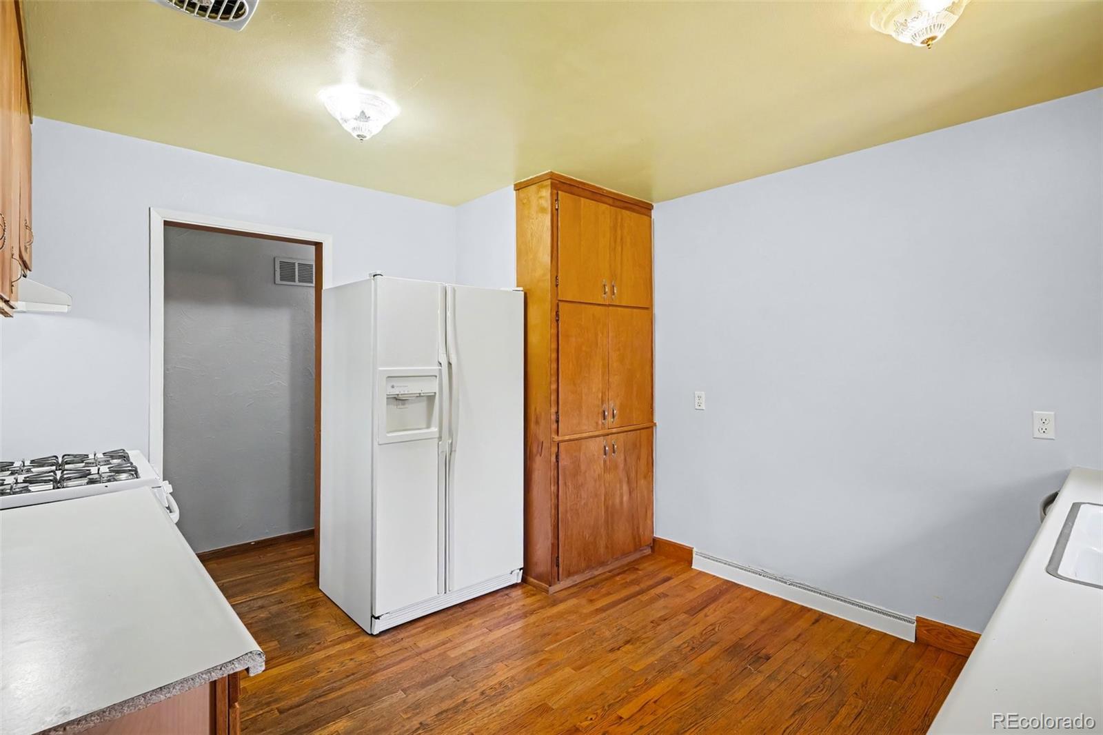 MLS Image #15 for 645 s washington circle,englewood, Colorado