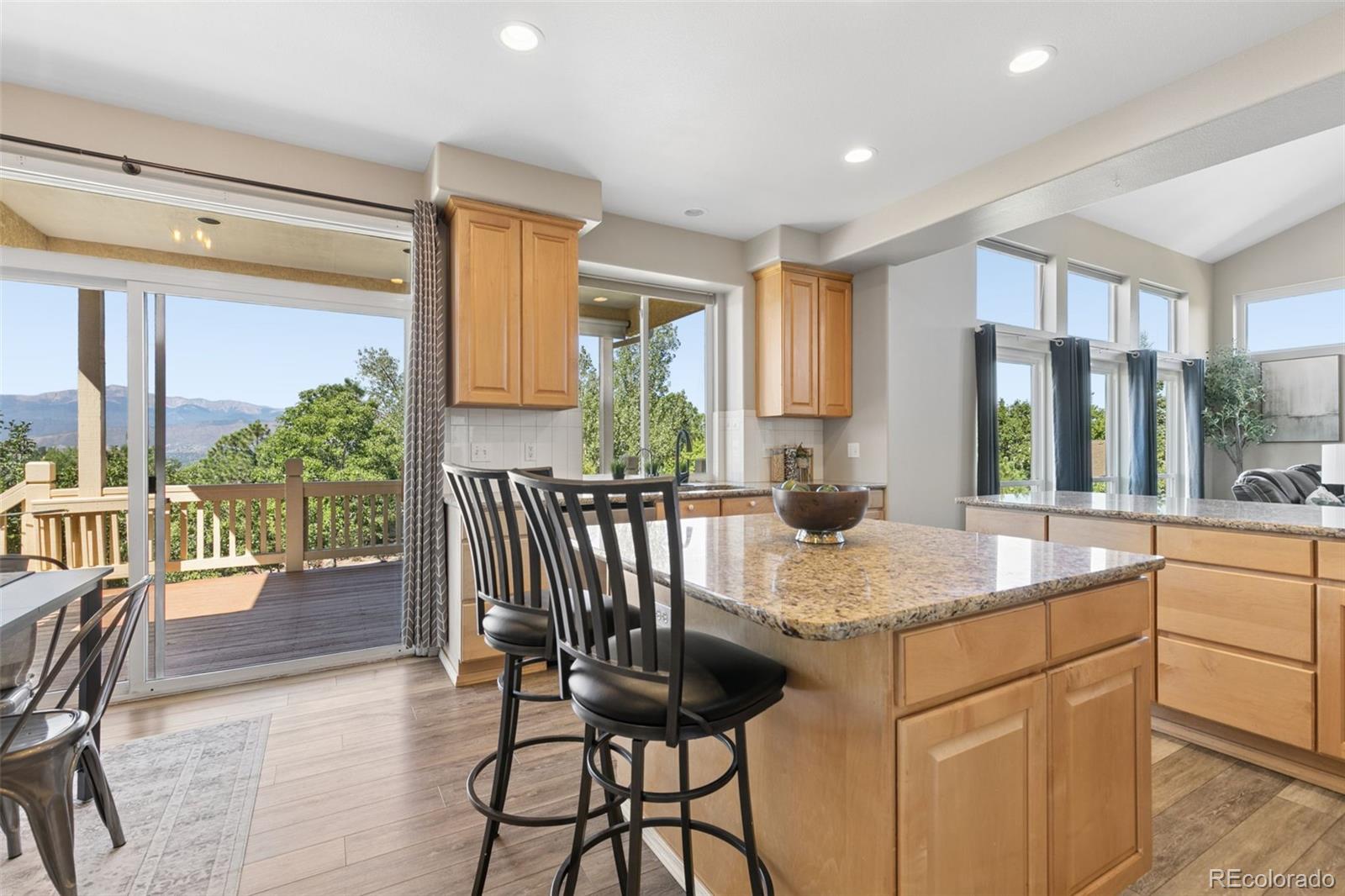 MLS Image #13 for 2830  bethune court,colorado springs, Colorado