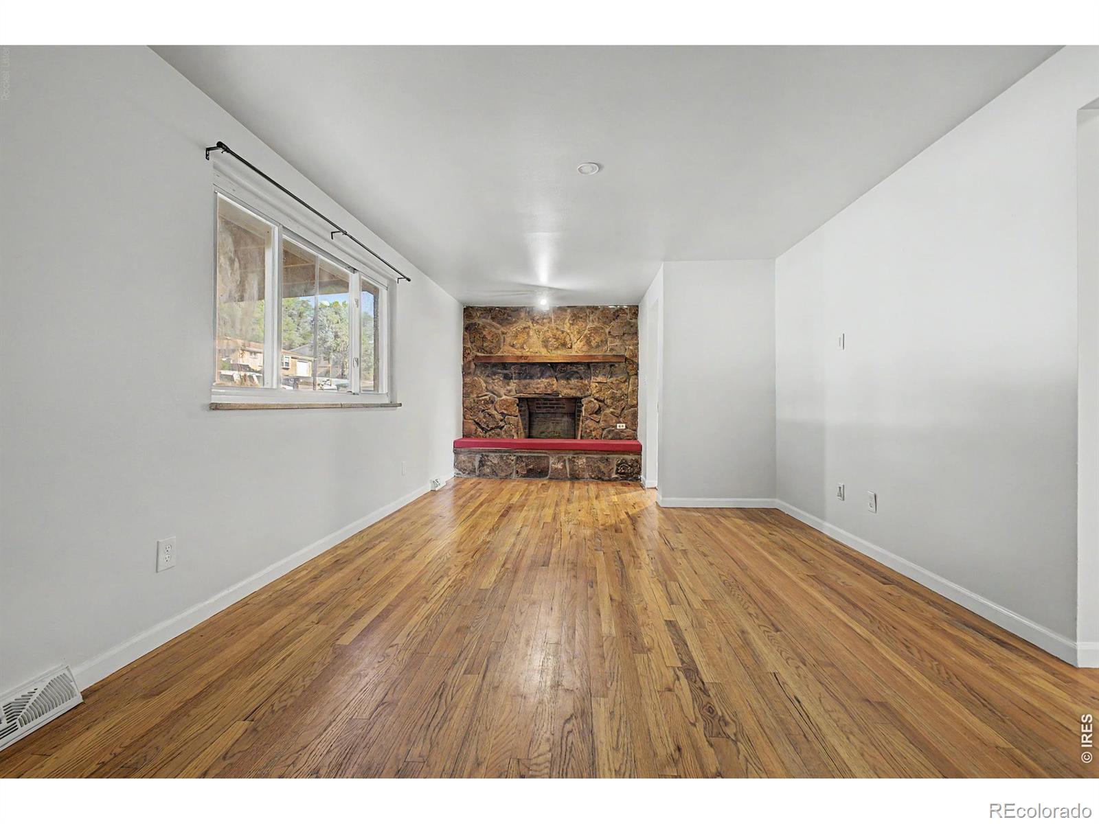 MLS Image #4 for 824  xavier street,denver, Colorado