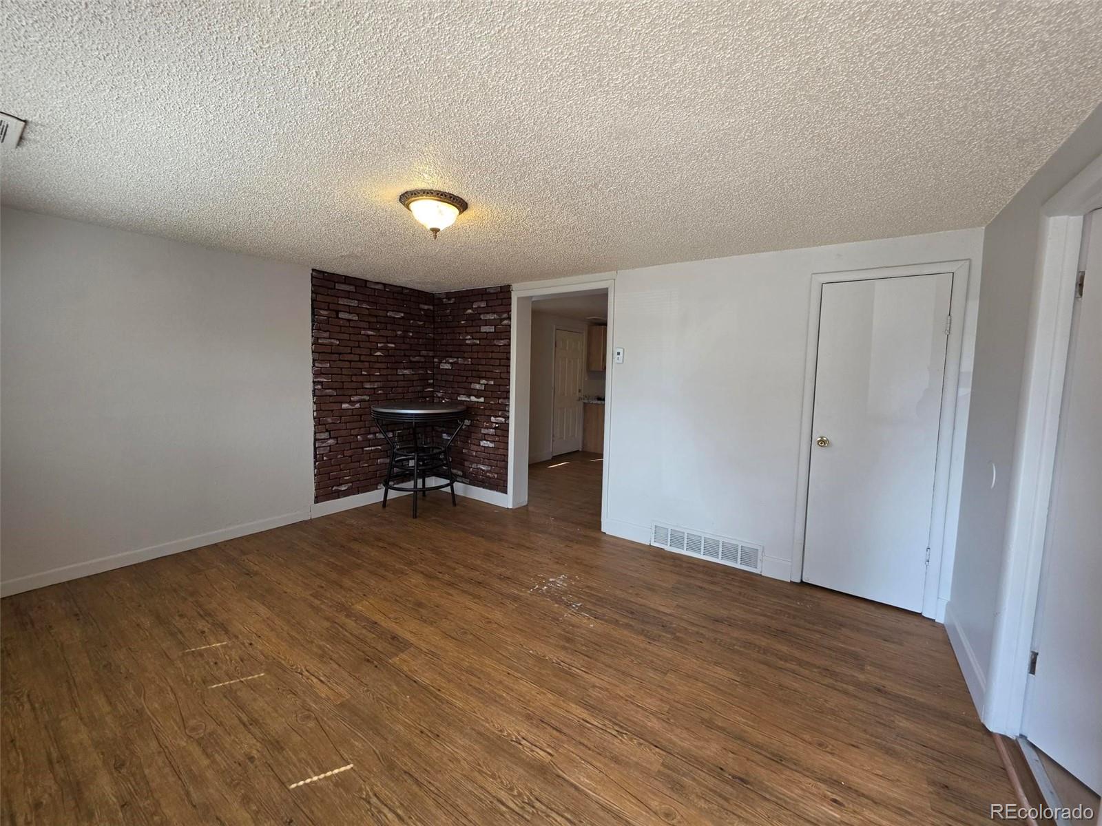 MLS Image #10 for 235 s meade street,denver, Colorado