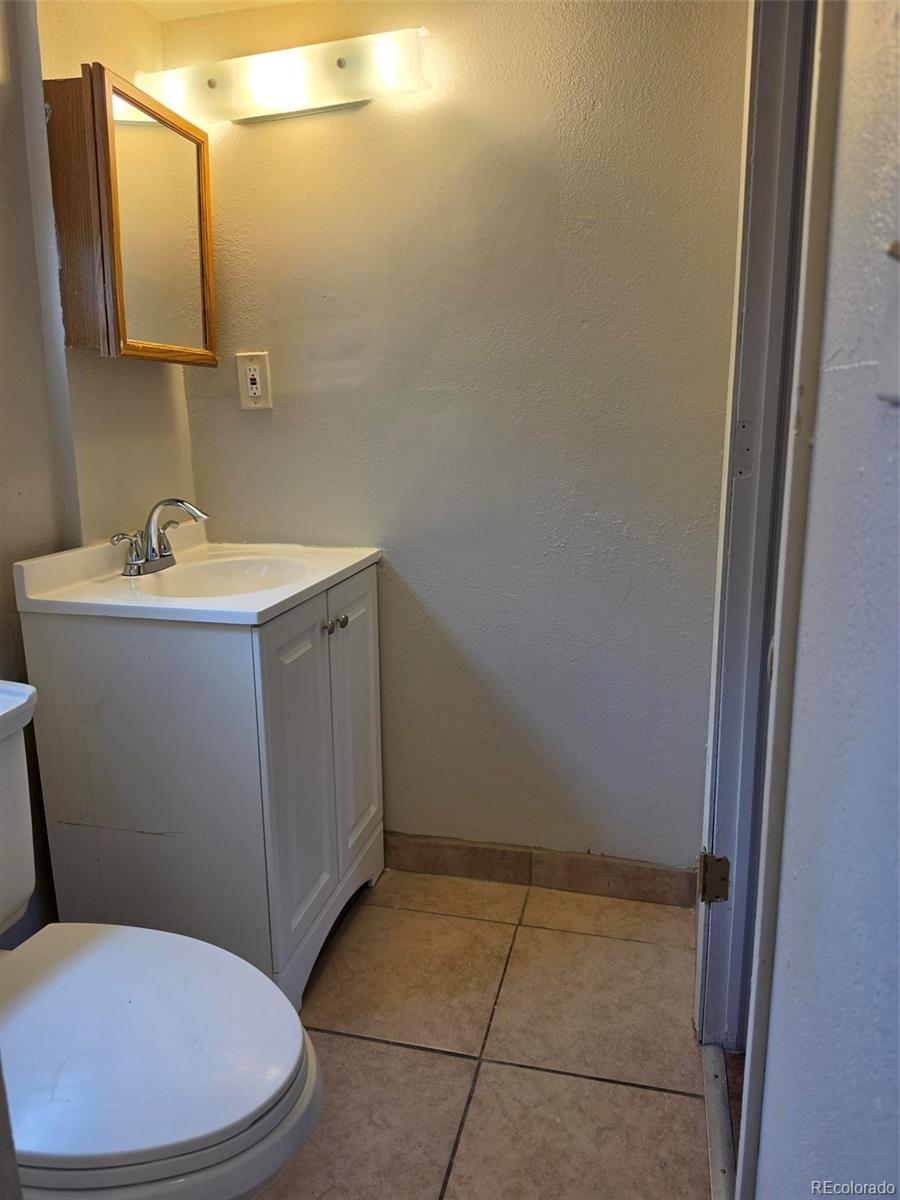 MLS Image #18 for 235 s meade street,denver, Colorado