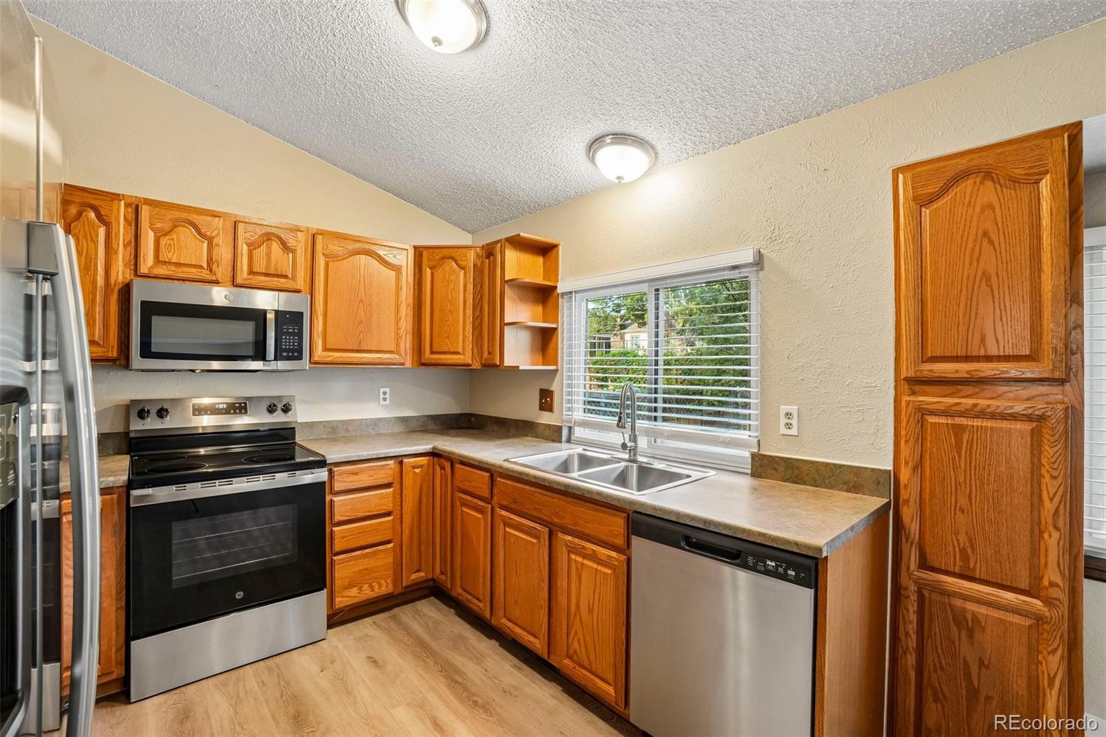 MLS Image #15 for 12271  dahlia court,thornton, Colorado