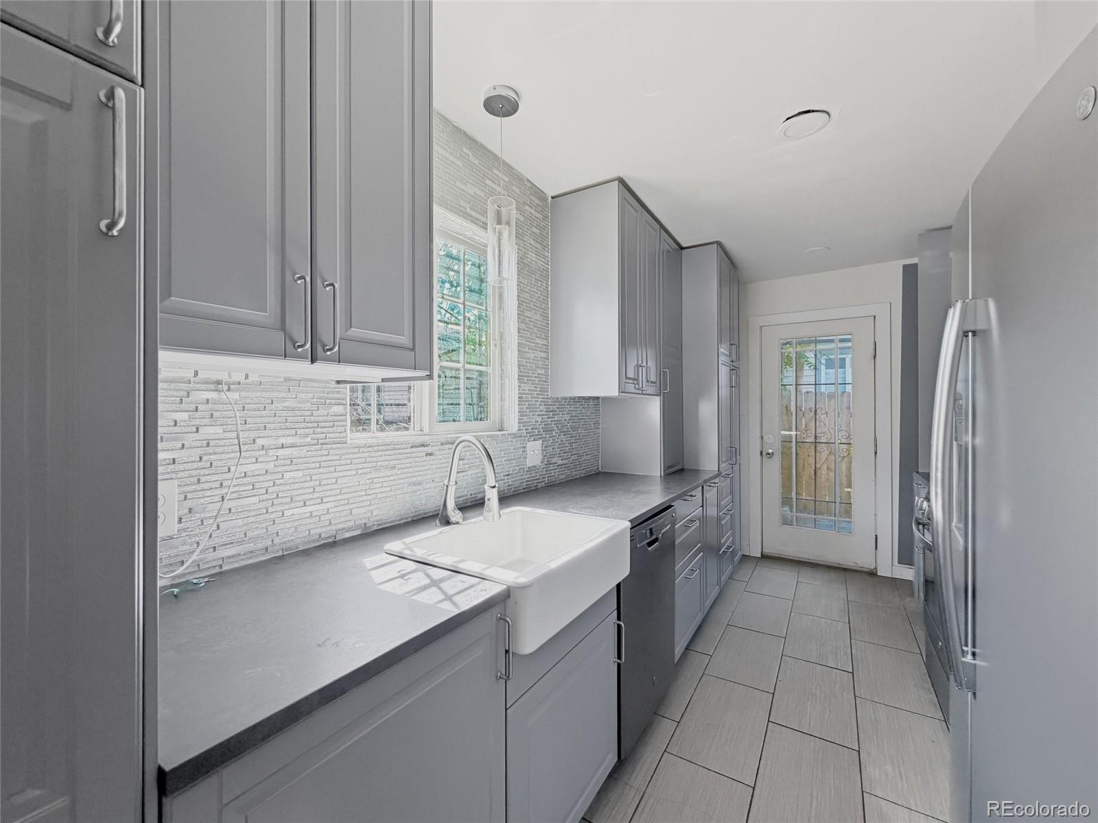 MLS Image #6 for 1608  oakland street,aurora, Colorado
