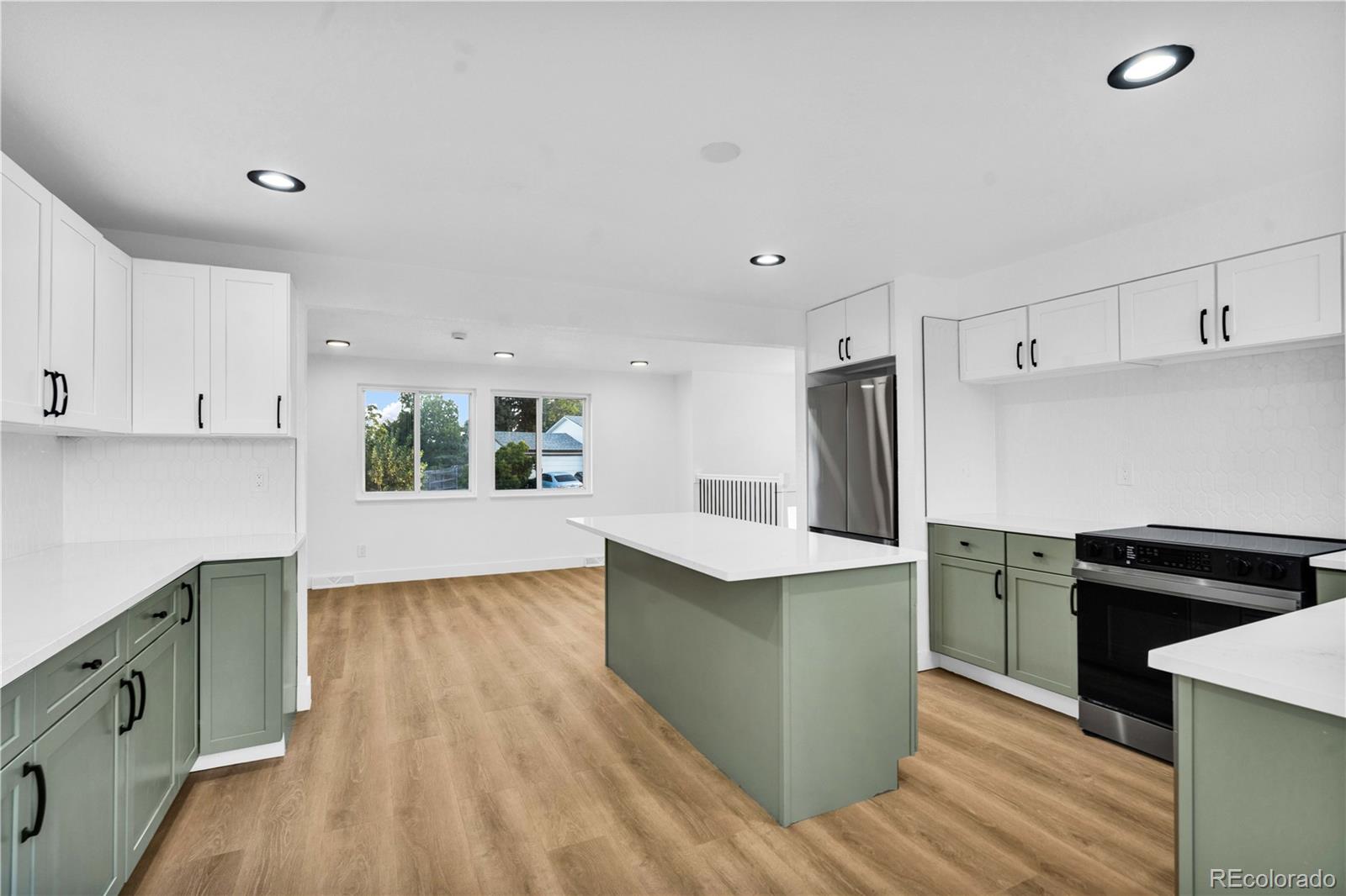 MLS Image #2 for 7433 w hinsdale drive,littleton, Colorado