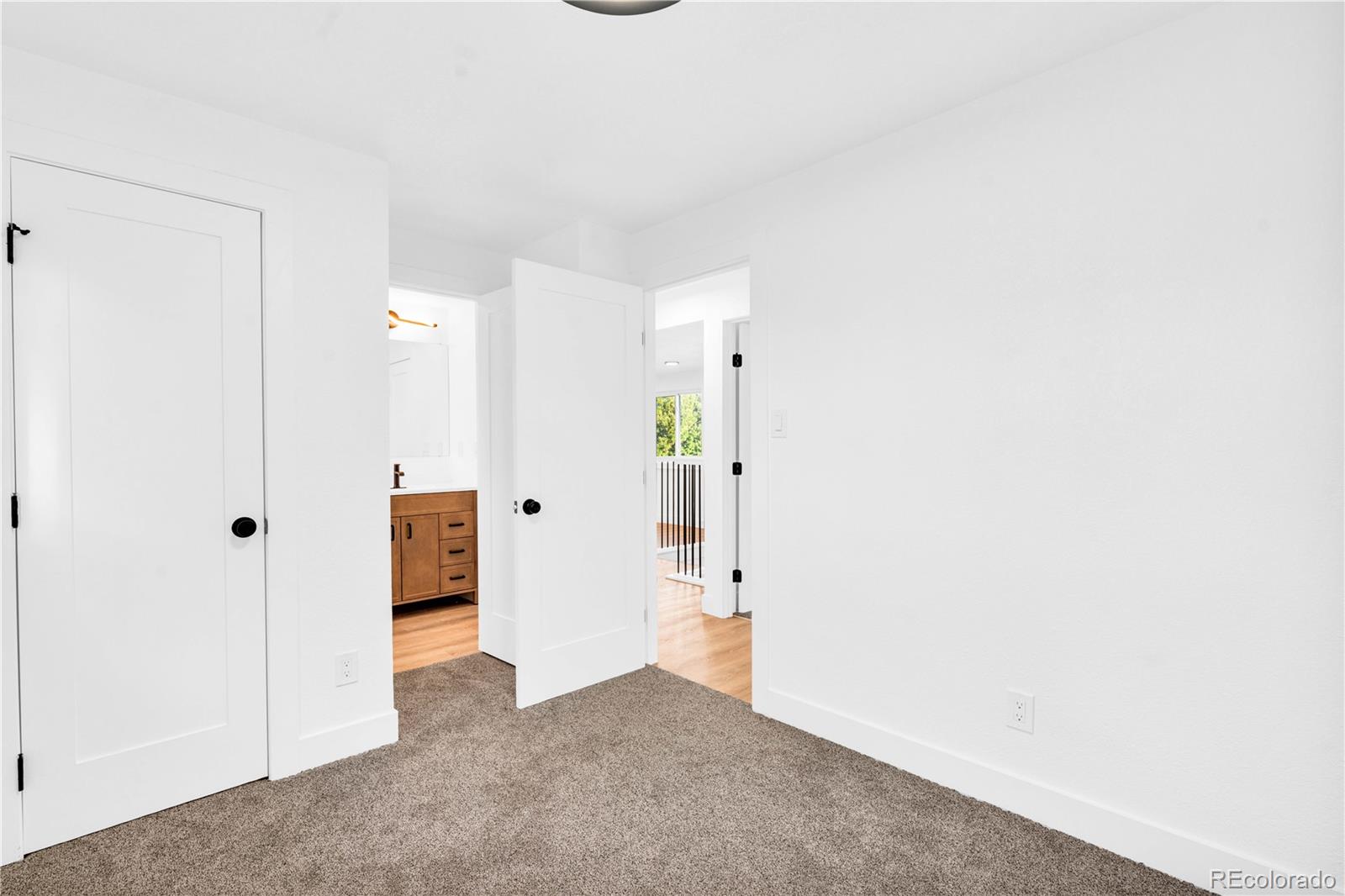 MLS Image #20 for 7433 w hinsdale drive,littleton, Colorado