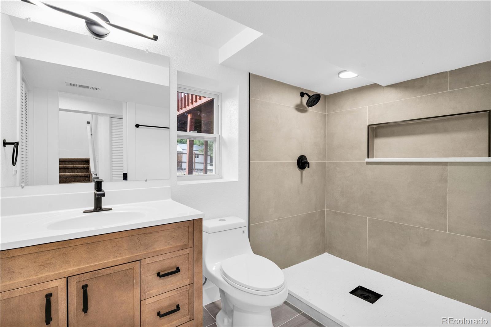 MLS Image #22 for 7433 w hinsdale drive,littleton, Colorado