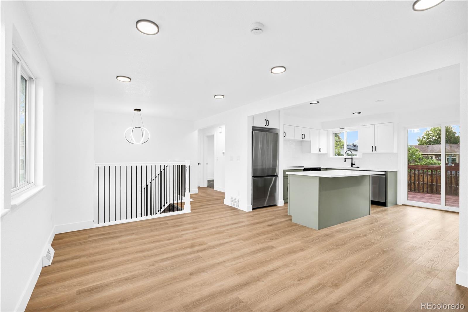 MLS Image #6 for 7433 w hinsdale drive,littleton, Colorado