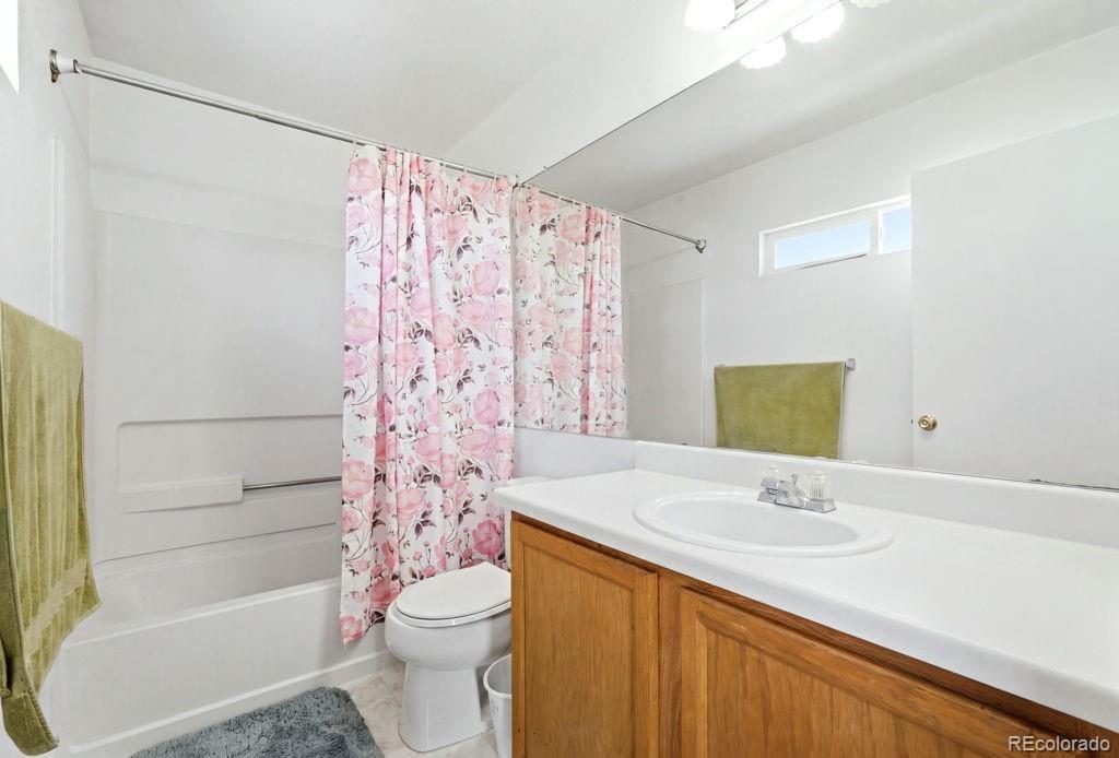 MLS Image #21 for 15633 e 51st place,denver, Colorado