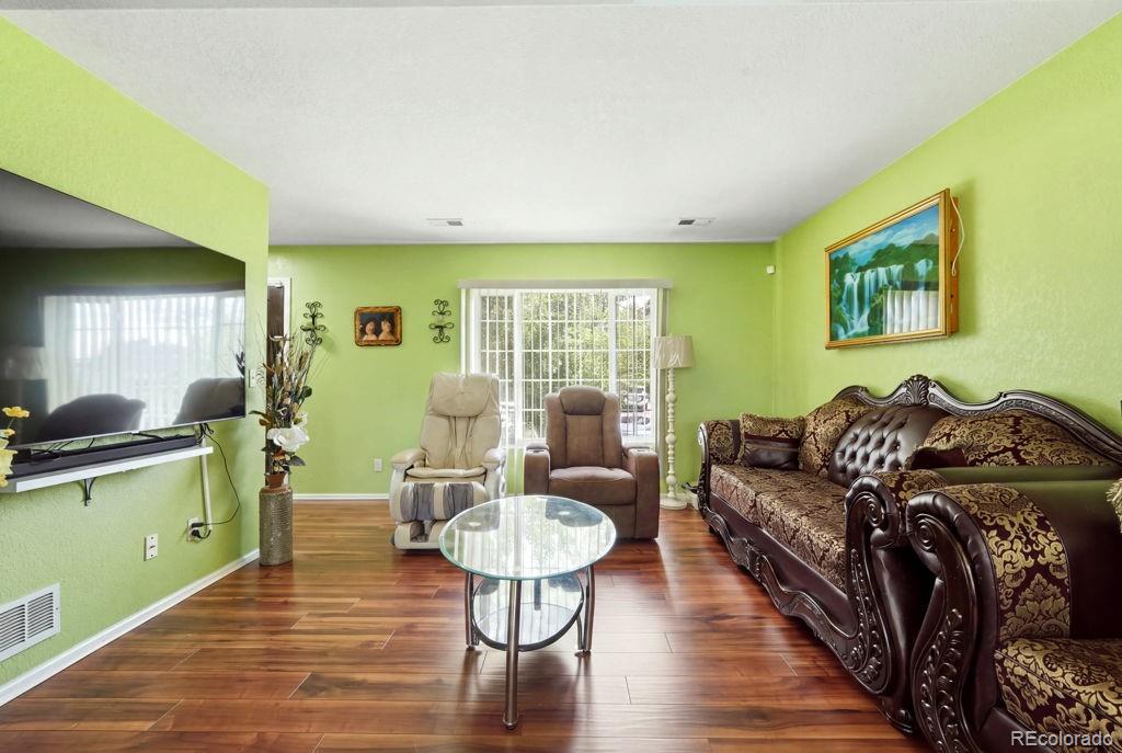 MLS Image #5 for 15633 e 51st place,denver, Colorado