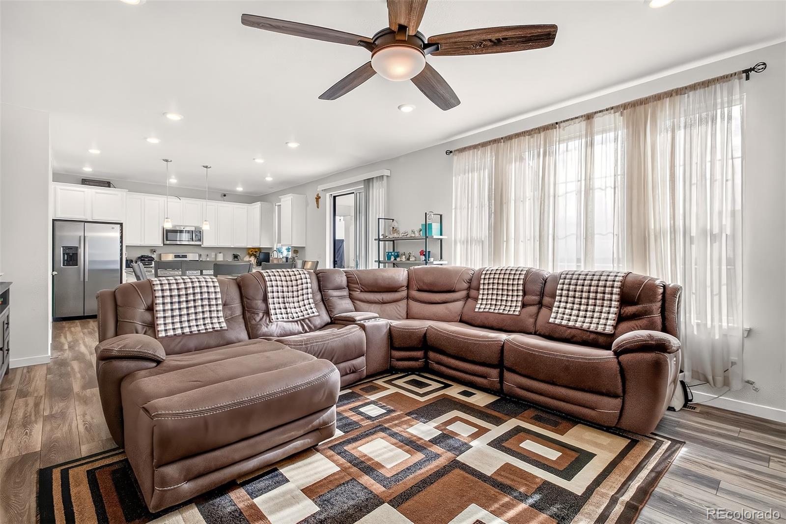 MLS Image #5 for 39286  hart circle,elizabeth, Colorado