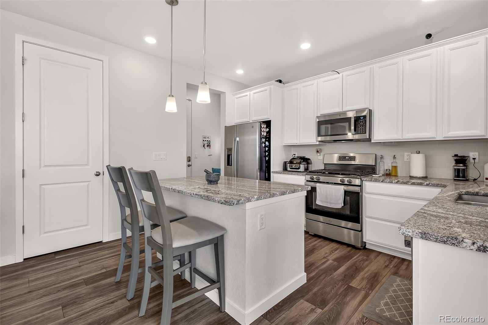 MLS Image #9 for 39286  hart circle,elizabeth, Colorado