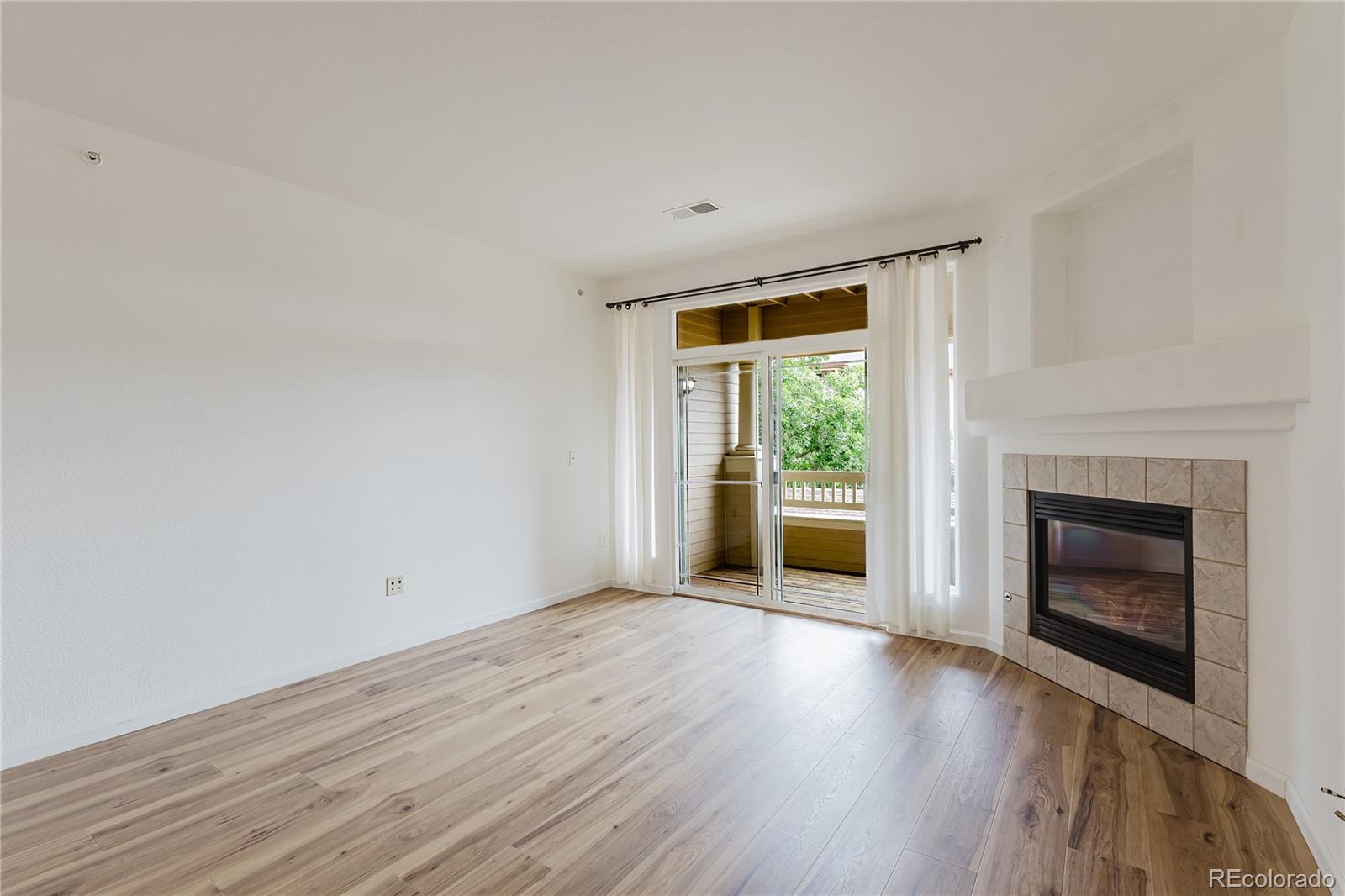 MLS Image #4 for 8465 s holland way 205,littleton, Colorado