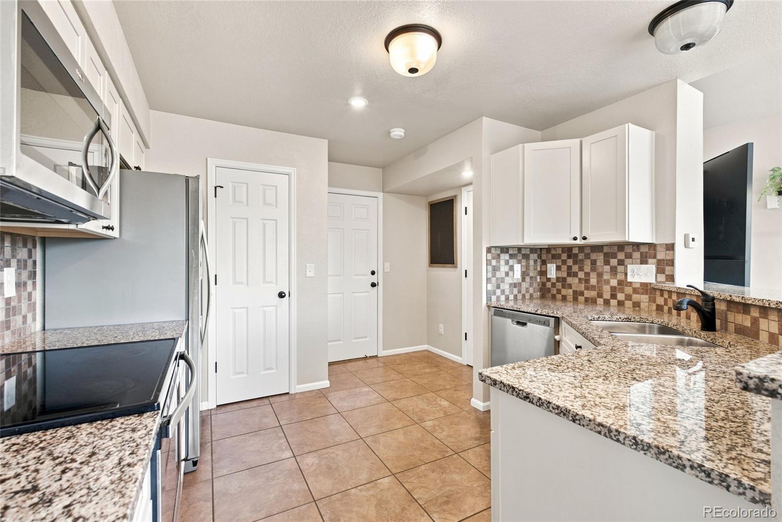 MLS Image #12 for 8859  cloverleaf circle,parker, Colorado
