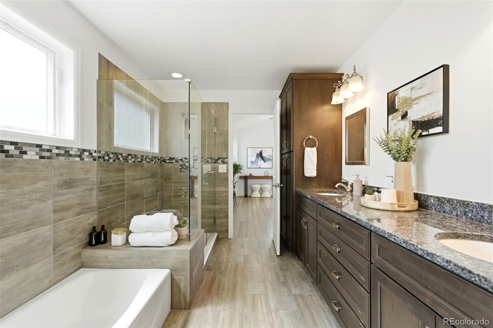 MLS Image #23 for 953 n fillmore street,denver, Colorado