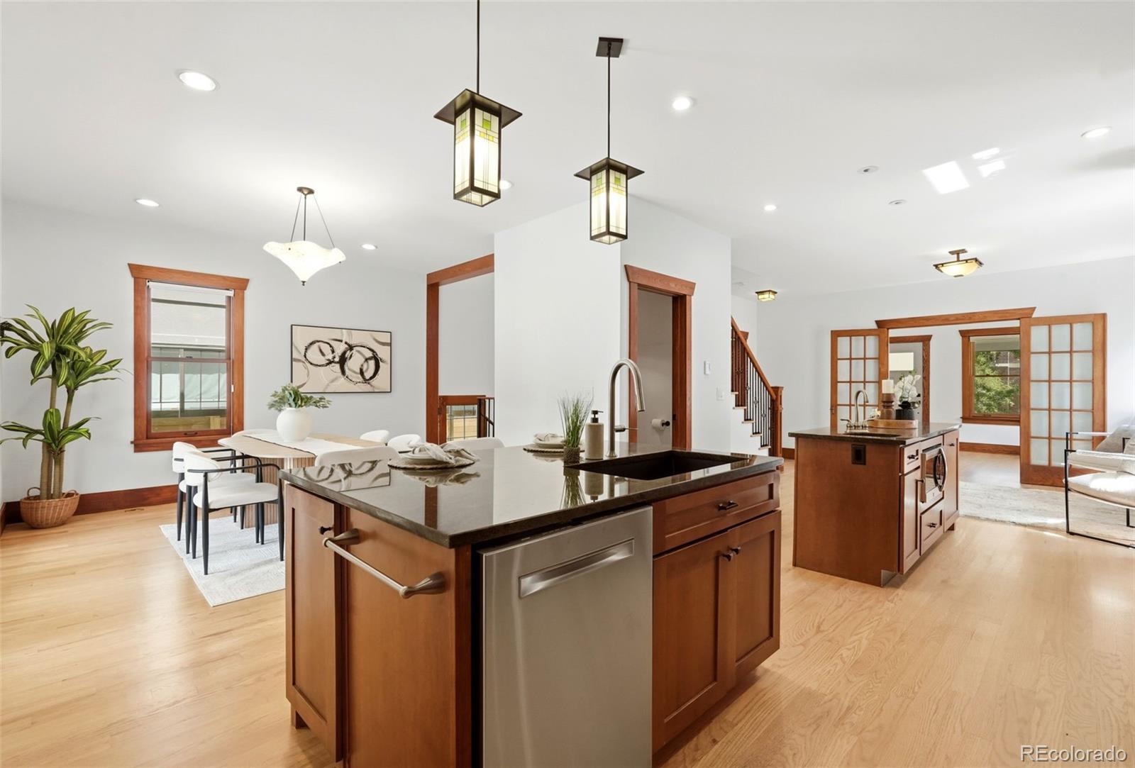 MLS Image #8 for 953 n fillmore street,denver, Colorado