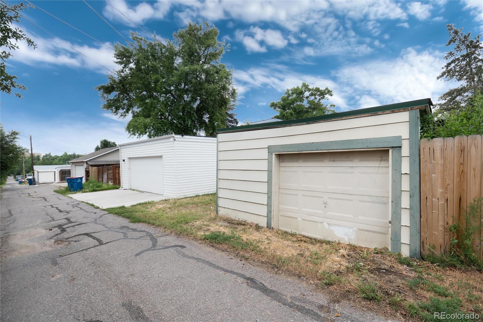 MLS Image #10 for 2568  eaton street,denver, Colorado
